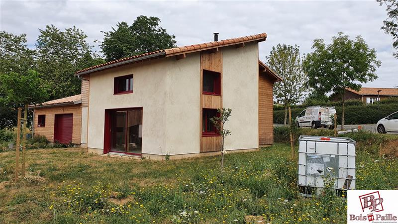 Maison et formation paille à Melle (79)